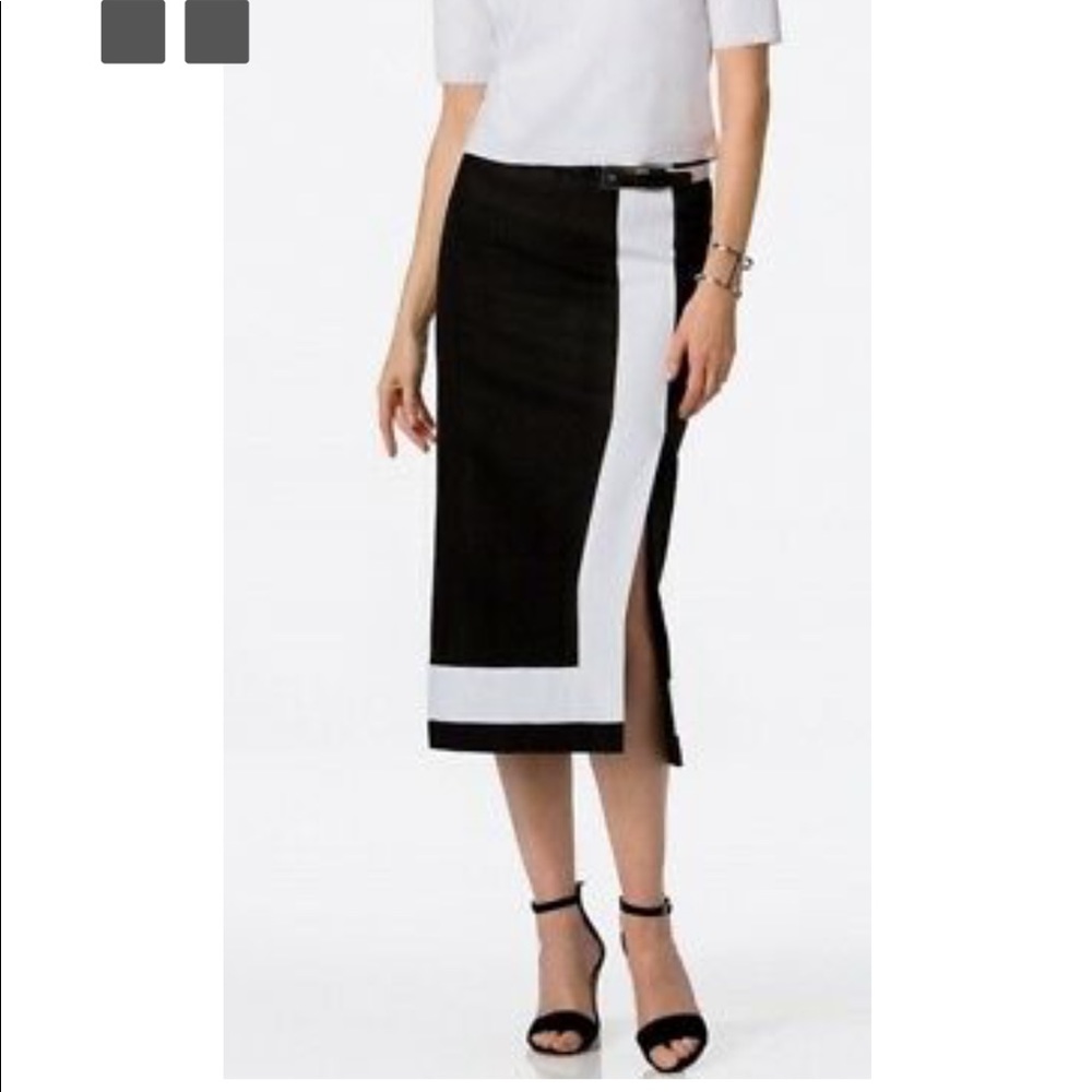 Carlisle Elegant Black & White  Linen Skirt size 4